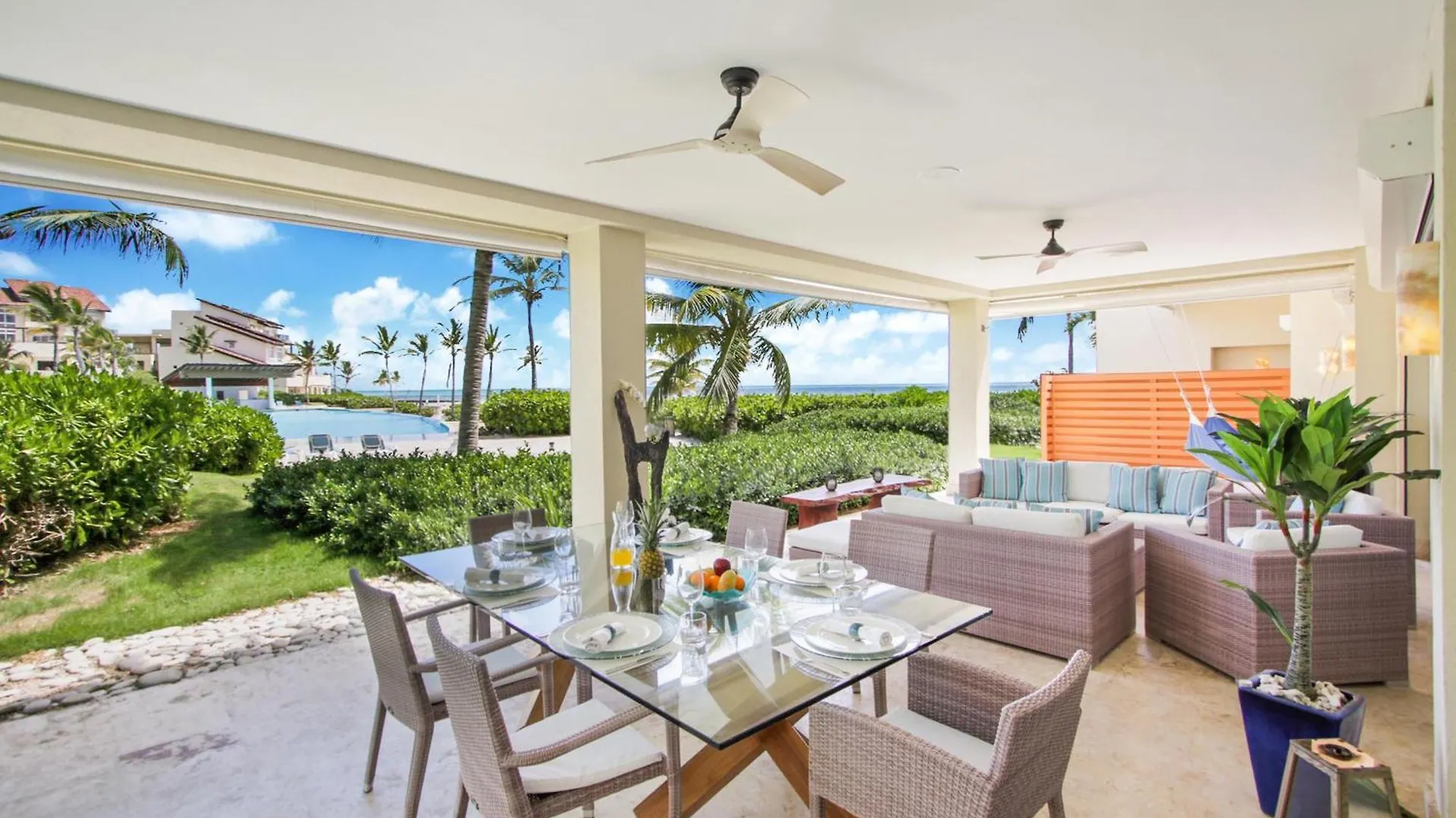 Apartment 2-Bedroom Beachfront Apartment, Capcana, Punta Cana